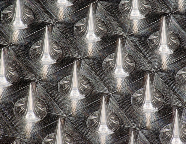 Tilted Observation and 3D Measurement of Microneedles and Their Molds