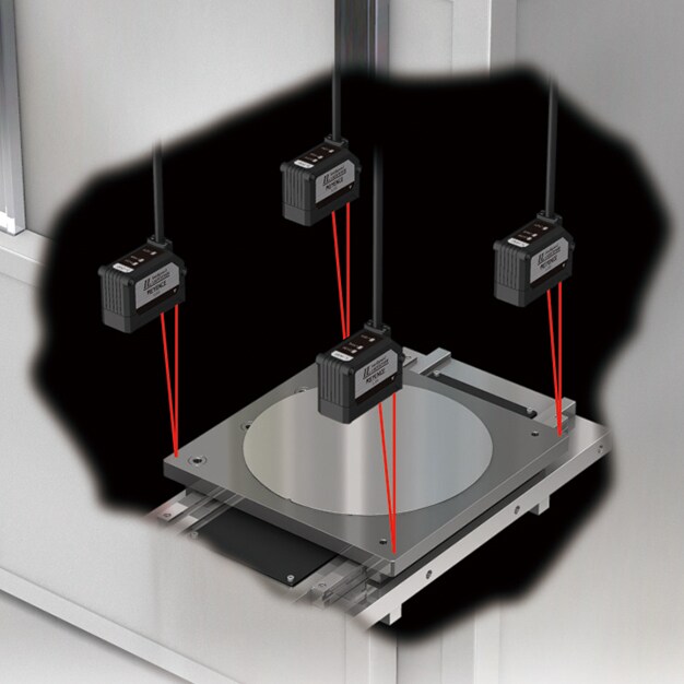 Reflective Laser Displacement Sensor IL Series