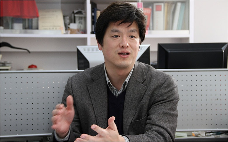 Image:Dr. Takeuchi aims to produce new research and industry by applying...