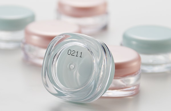 Cosmetic container