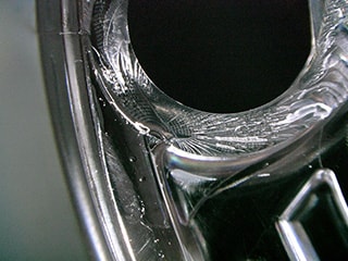 Observation of a fractured surface of a molded product (20x)