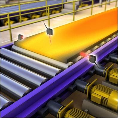 Thickness and width measurement of hot steel slab